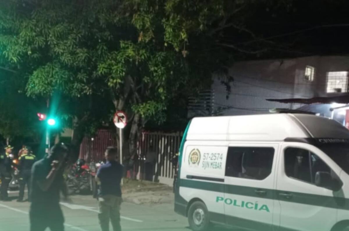 La Policía llegó al lugar de los hechos luego de que un sobrino de la pareja diera aviso por la escena que encontró. //Foto: cortesía