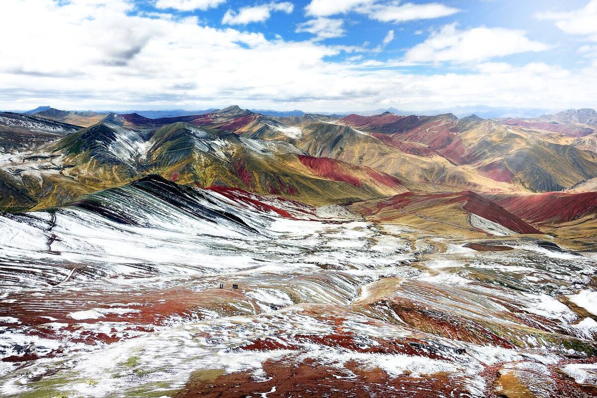 La montaña de los siete colores en Perú es uno de su atractivos // Pixabay.