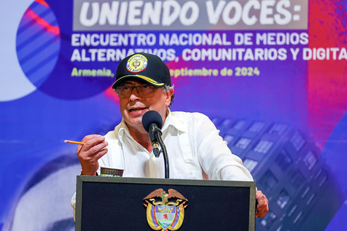 CNE aplaza votación de ponencia que formularía cargos contra campaña Petro