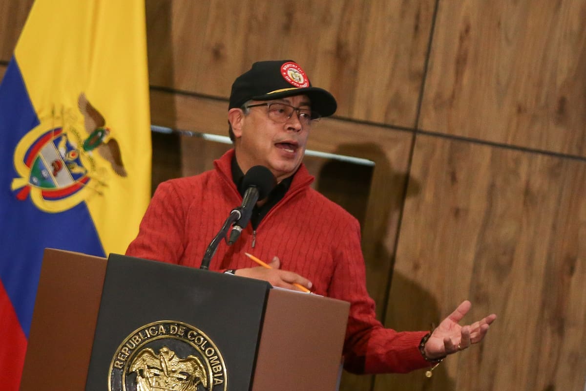 Petro critica a Trump por migración y defiende a deportados