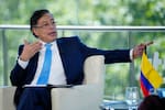 Senado aprueba permiso para que Gustavo Petro pueda salir de Colombia