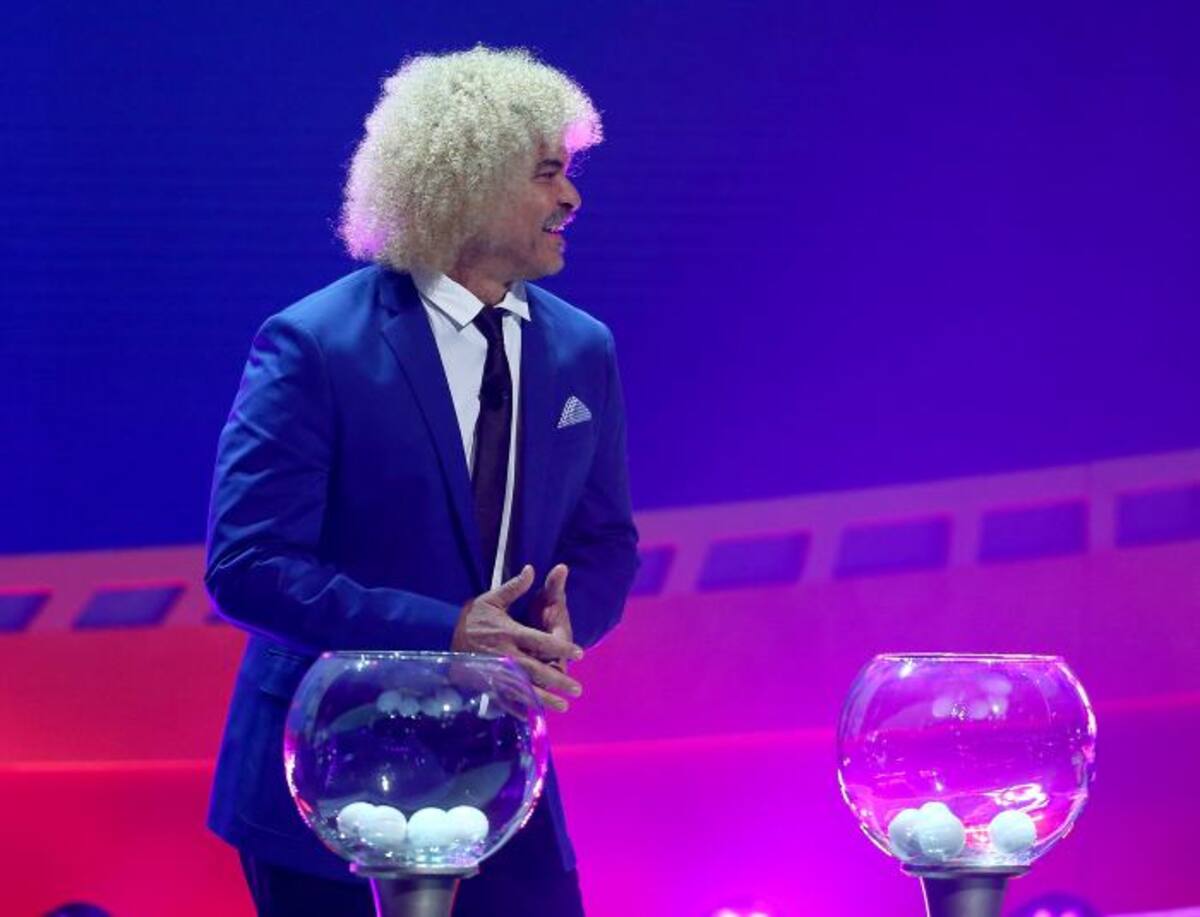 Carlos el 'Pibe' Valderrama en el sorteo de la Copa América Centenario. AFP ELSA