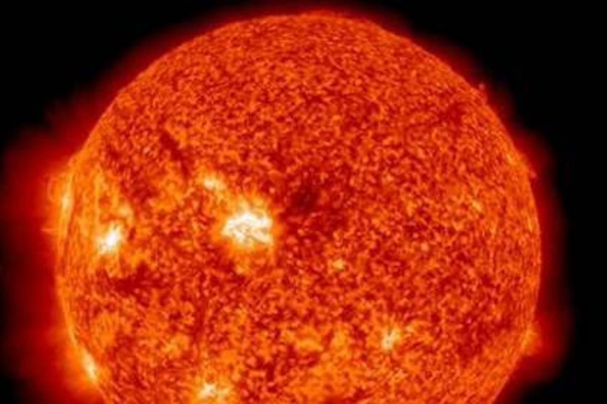 Astrónomos rusos documentan ocho potentes erupciones solares durante la última jornada