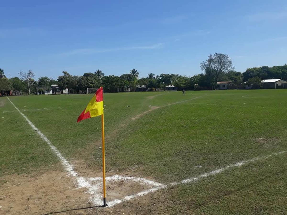 El municipio de Pinillos tendrá una nueva cancha de futbol. // Foto: Cortesía - Garibaldy Rangel Rojas.
