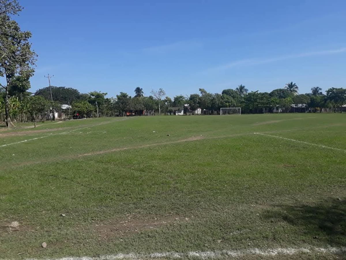 El municipio de Rio Viejo contará con una nueva cancha de futbol. // Foto: Cortesía - Garibaldy Rangel Rojas.