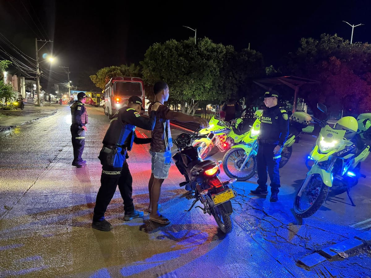 Las patrullas de la Policía Nacional hacen presencia permanente en el marco del operativo de seguridad en Magangué. // FOTO: POLICÍA DE BOLÍVAR.