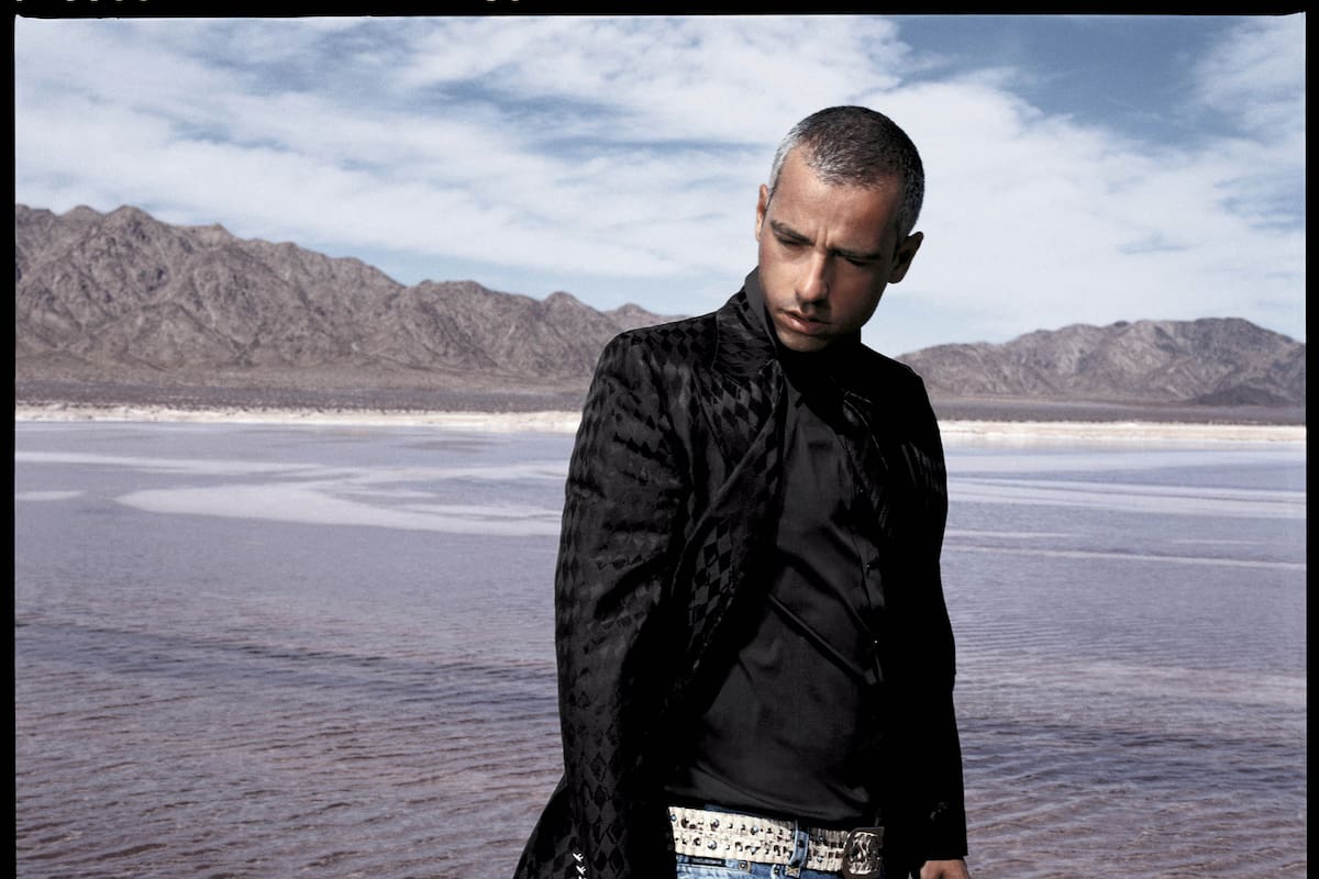 Eros Ramazzotti aplaza su concierto en Bogotá hasta 2027 tras cirugía de cuerdas vocales