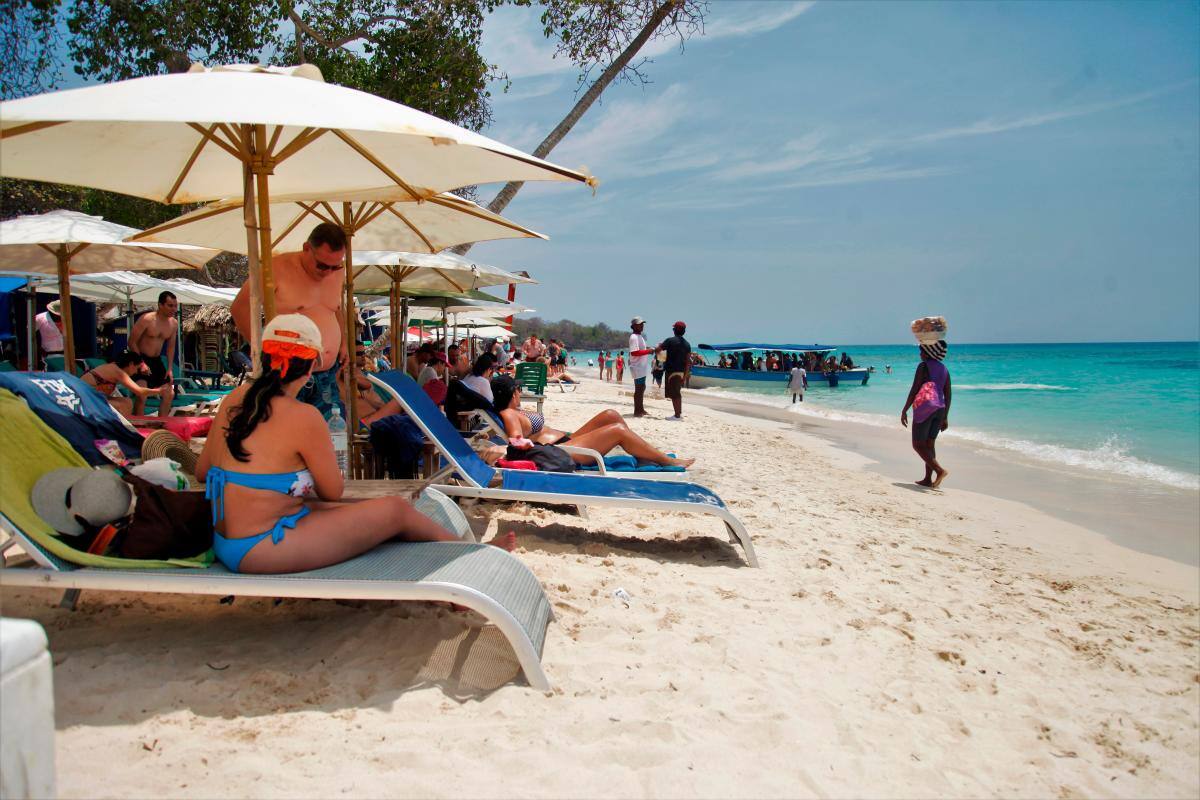 Tras orden judicial, suspenden decreto de cierres de Playa Blanca