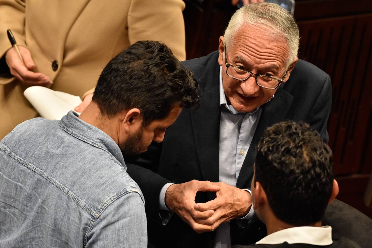 Reforma a la salud en el limbo tras nueva maniobra política