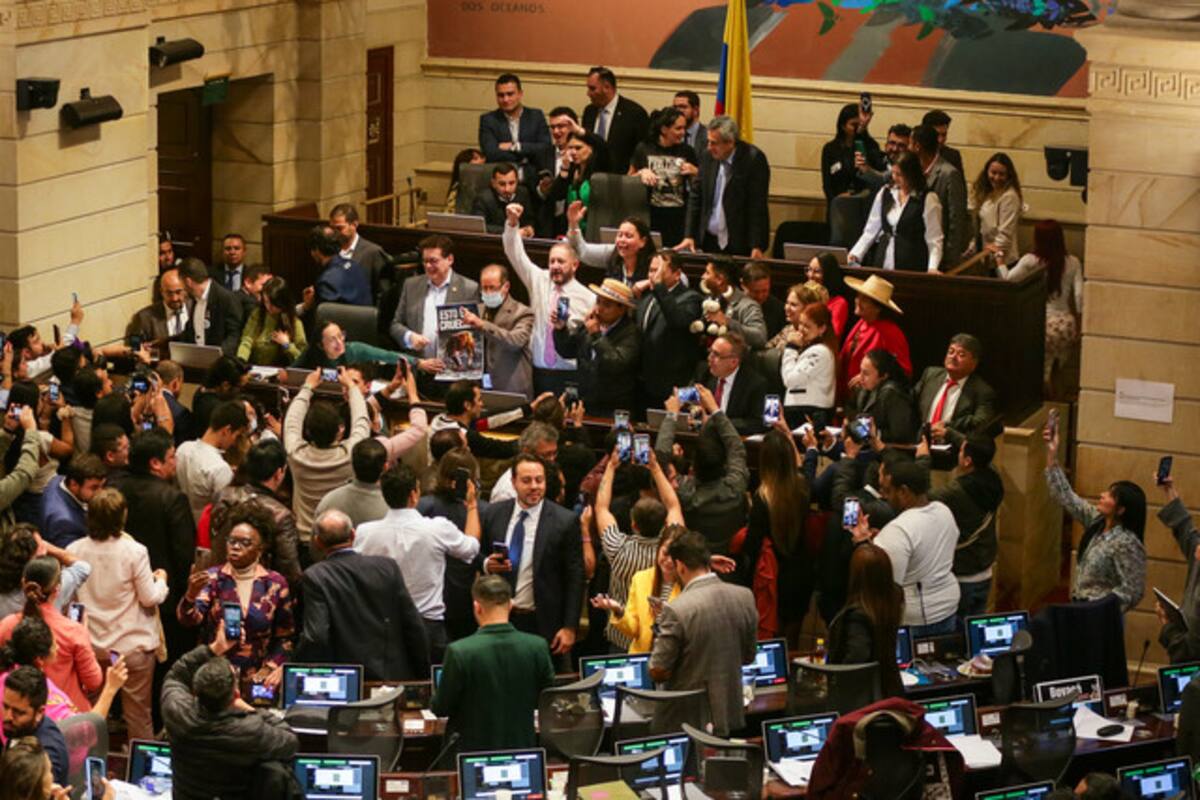 Reducción de salarios a Congresistas otra vez se hundió