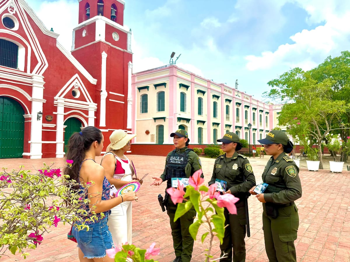 Policía de Bolívar, cumpleaños 63.