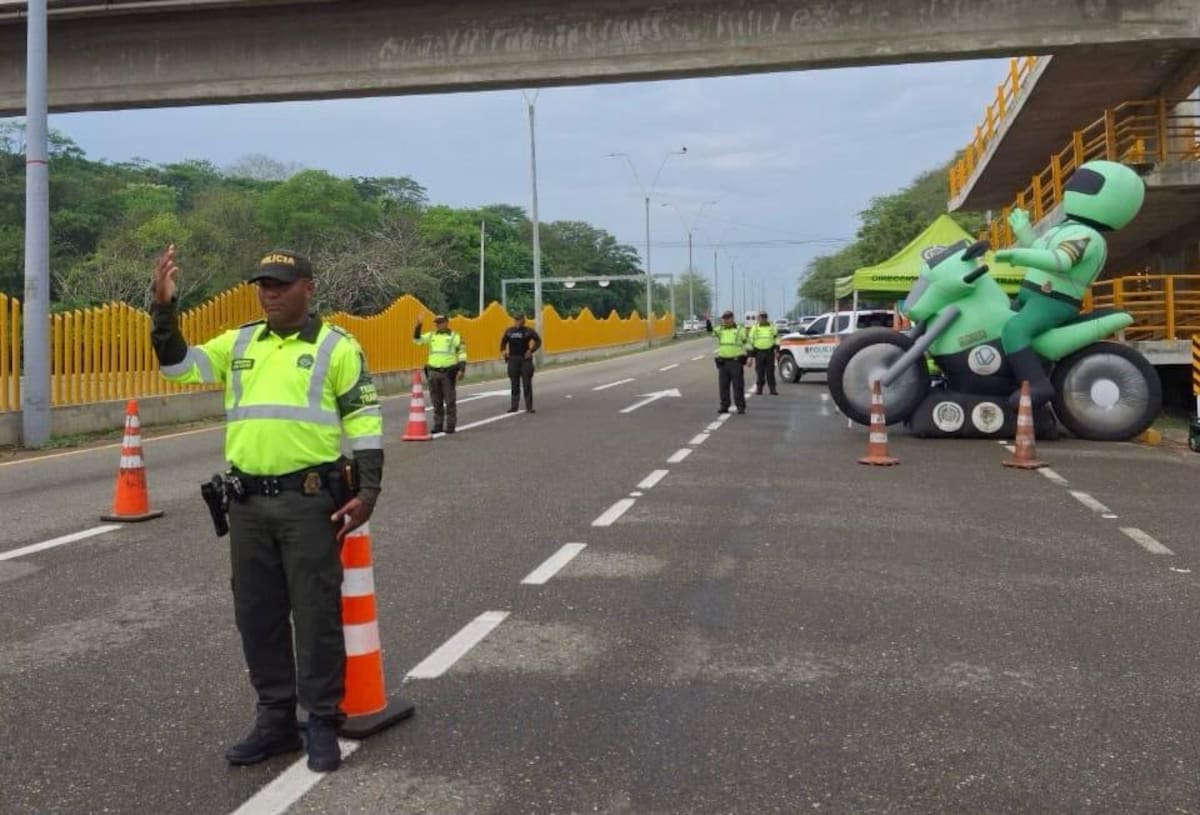 Policía de Bolívar despliega fuerte operativo de seguridad vial para el puente festivo. // Foto: Policía de Bolívar