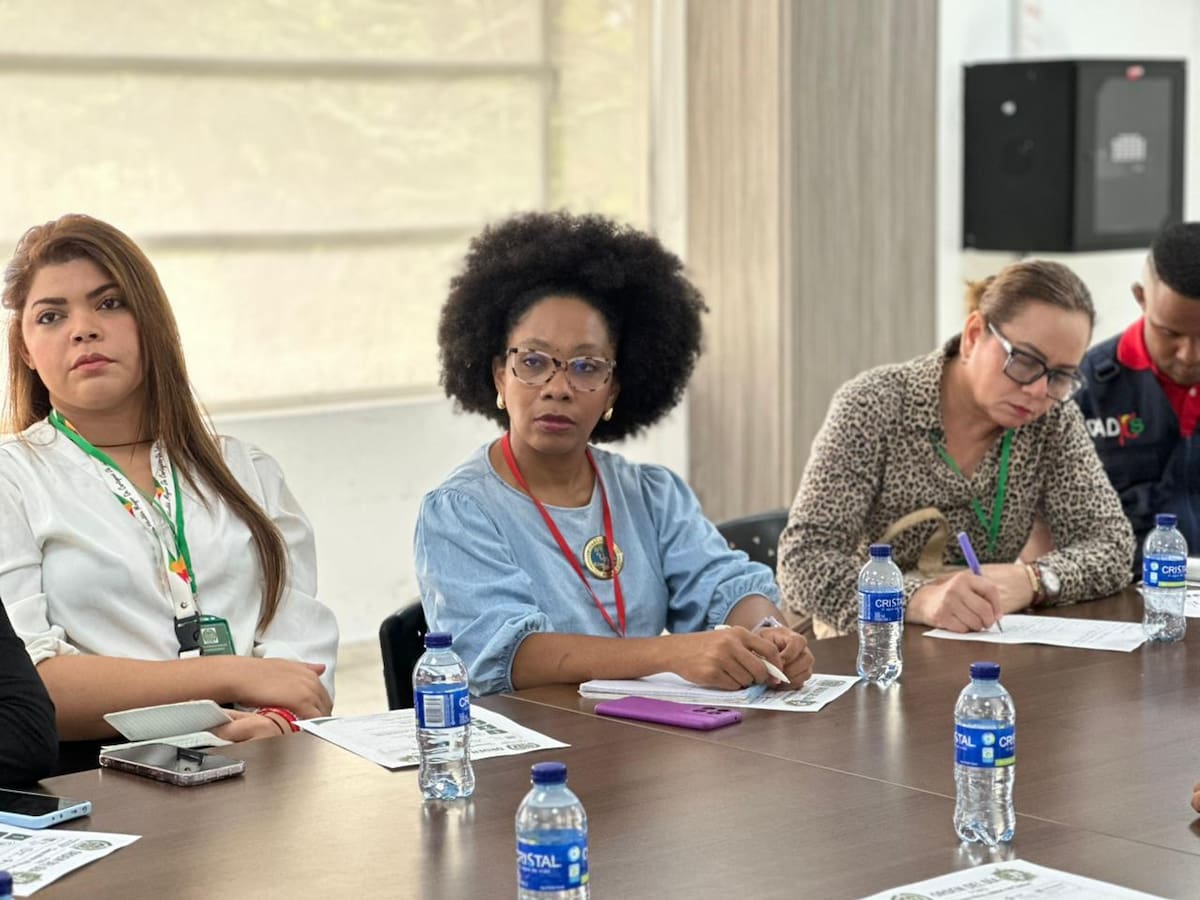 Policía en Cartagena lidera foro para proteger los sueños de niños, niñas y adolescentes.