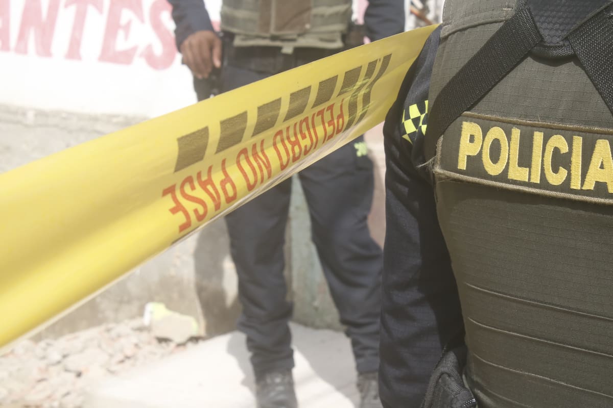 La Policía llegó al lugar de los hechos. //Ilustración