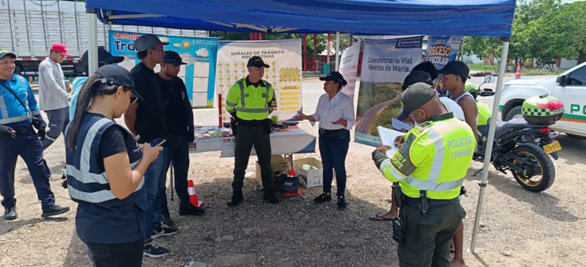 as autoridades de tránsito estarán realizando campañas pedagógicas con los principales actores viales en las carreras del Atlántico.// Cortesía Policía Atlántico.