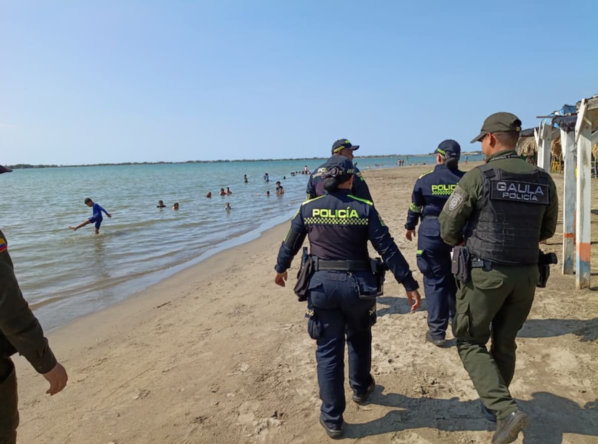 La Policía Nacional también estará brindando seguridad en los sitios turísticos del Atlántico durante la Semana de Receso Escolar.//Cortesía Policía Atlántico.