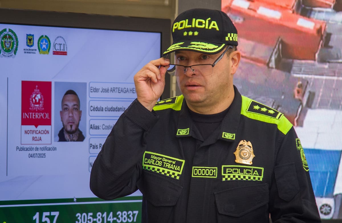 El presidente Petro anunció por televisión la salida del general Carlos Fernando Triana de la dirección de la Policía. // Foto: Colprensa - Catalina Olaya.