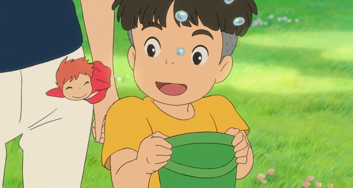 Los protagonistas Ponyo, en forma de ningyo, y Sousuke.
