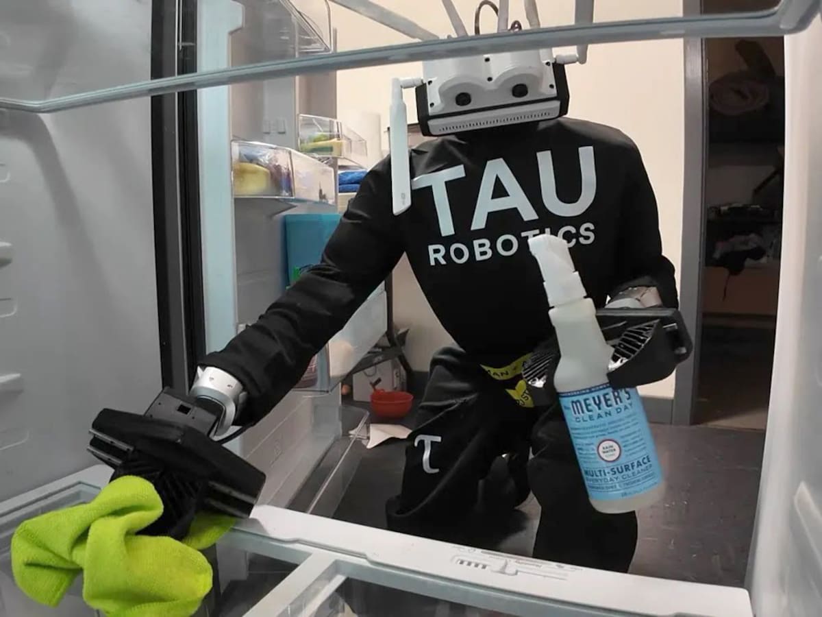 Fotografía tomada de la página oficial de Tau Robotics que muestra un robot de limpieza. // Tau Robotics - EFE