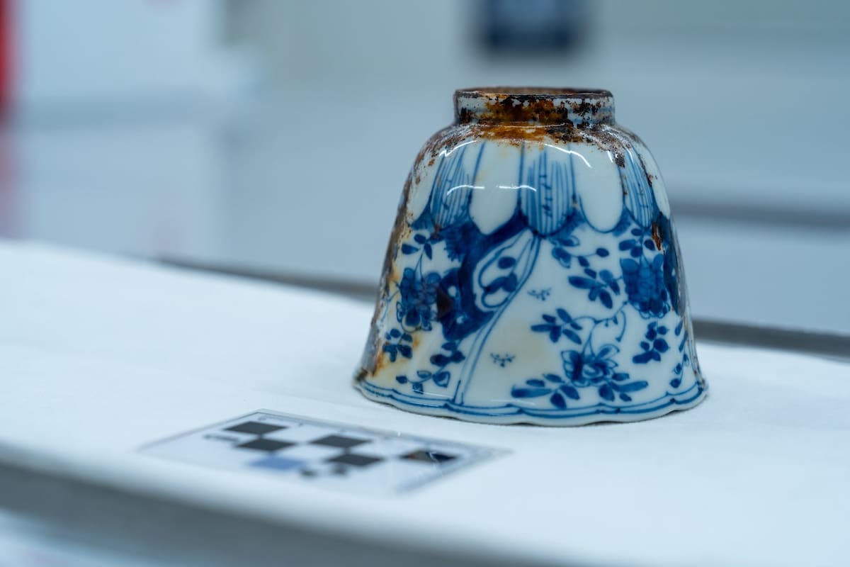 Porcelana encontrada en los restos del Galeón San José. // Foto: David Amado Pintor - Servicio Geológico Colombiano