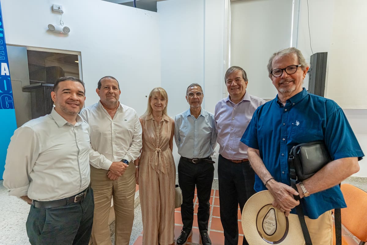 Andrés Marrugo, Santiago Rizo, Marcela Carvajalino, Alberto Herrera, Alberto Roa Varelo y Jorge Rumié.