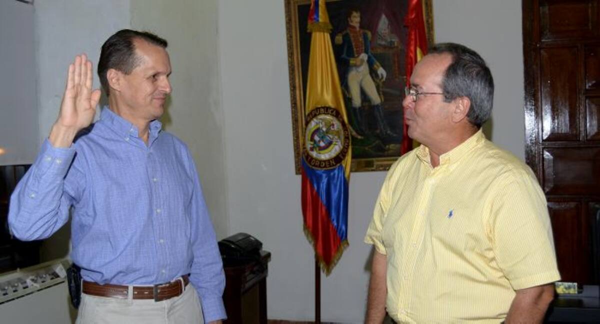Álvaro Martínez Bustamante se posesionó como director de Distriseguridad. CORTESÍA
