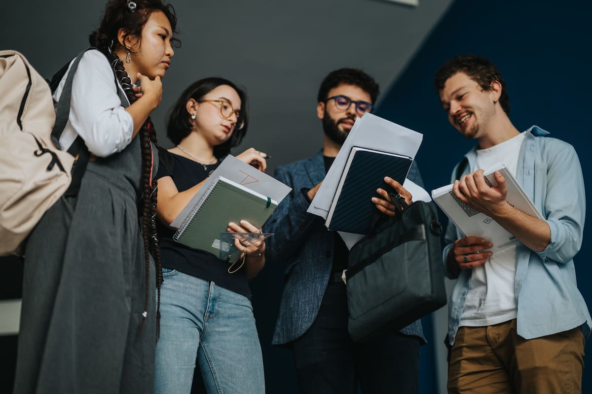 Hay muchas opciones para financiar los posgrados in-company, que en ciertas ocasiones pueden ser gratuitos para los colaboradores. //123RF.