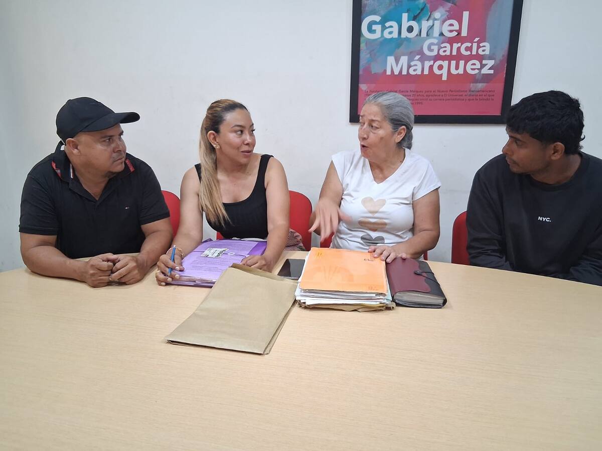 Posibles afectados por embargos en Turbaco. // Foto: El Universal