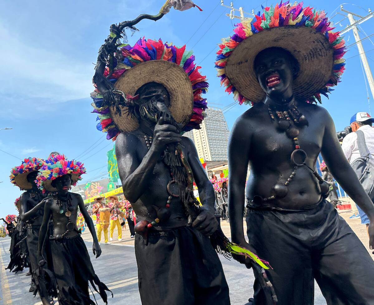 Son de Negro, inspiradores de crónicas en el Carnaval de Barranquilla.//El Universal.