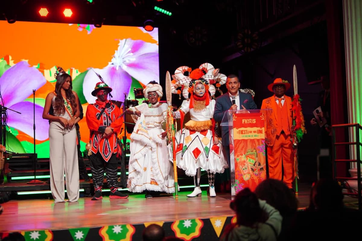 Presentación de la agenda de las Fiestas de la Independencia. // Cortesía