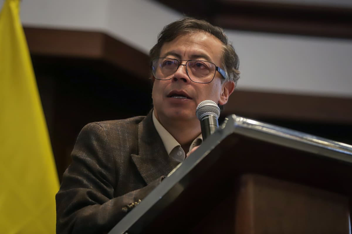 Senador dice que Petro buscó reunión con Alex Saab para enlodar a De la Espriella