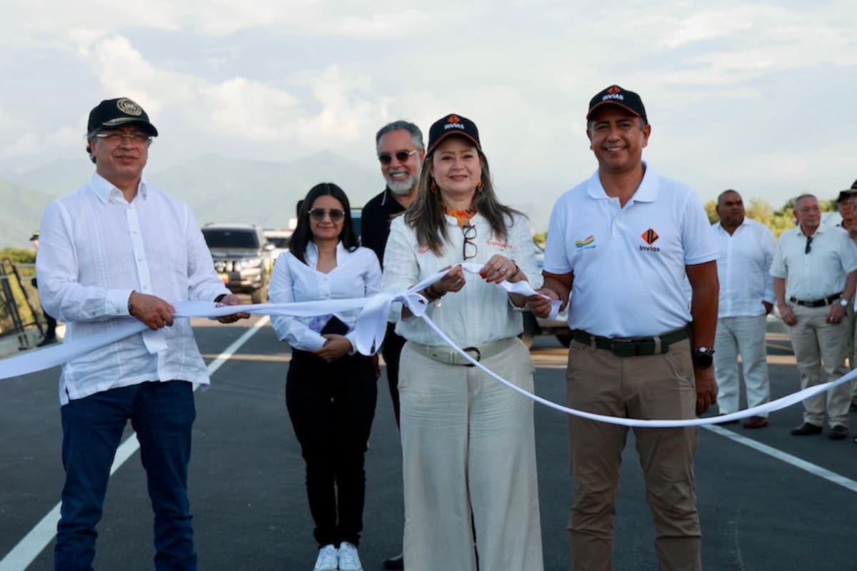 Presidente Petro entregó este sábado la variante Ciénaga-Barranquilla