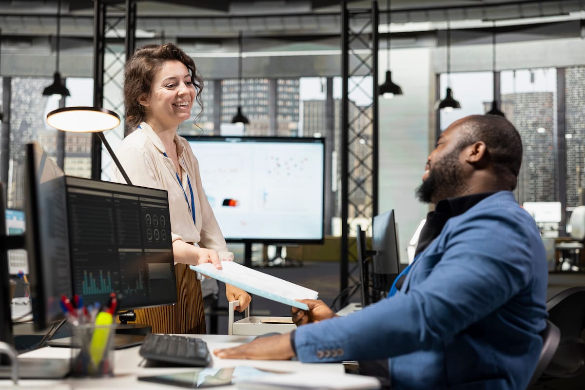Mientras estudias, puedes tomar decisiones que te ayuden a construir mejor tu perfil profesional. //123RF.