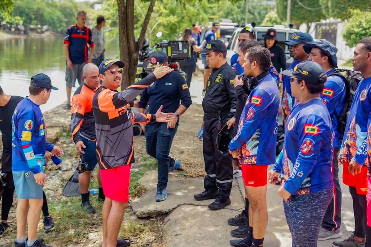 Primer grupo de Buzos de Seguridad Pública en Cartagena. // Foto: cortesía