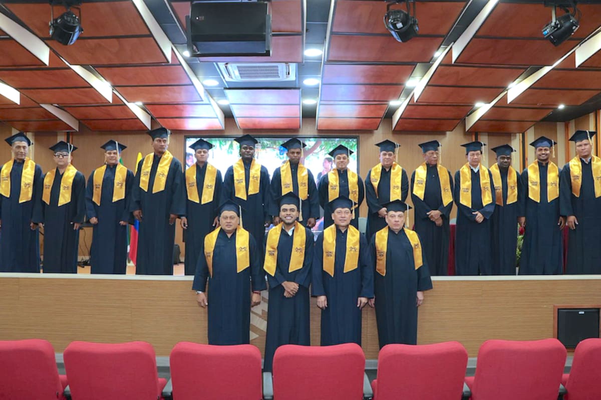 Fundación Cocha Molina graduó a su primera promoción de 25 Técnicos Instrumentistas