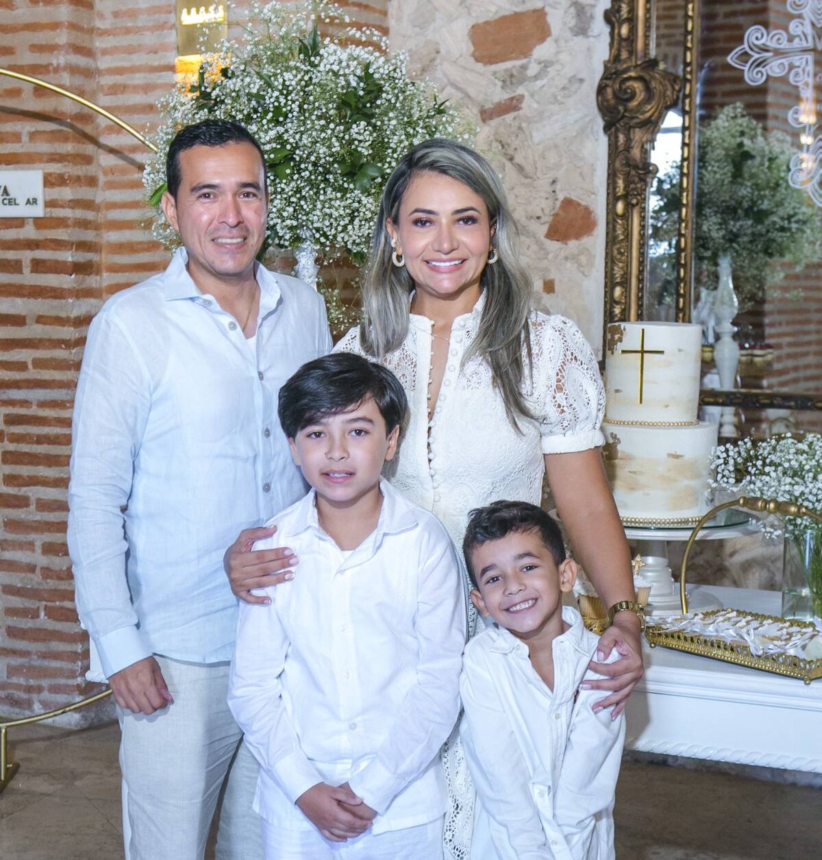 Ramiro Gutiérrez, Rossana Vásquez, Matías Gutiérrez y Thiago Gutiérrez.