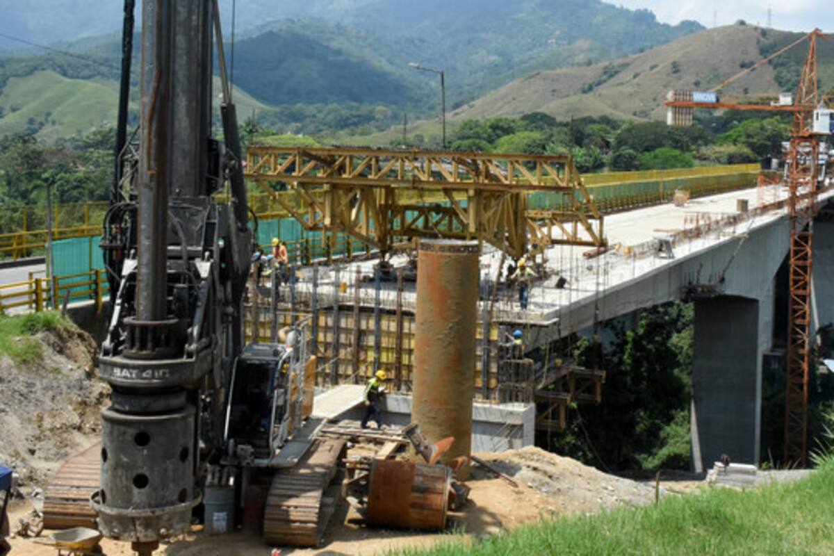 Gobierno busca reducir importaciones de acero con industria local