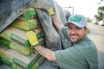 Gobernación de Bolívar entregará más de 300 toneladas de cemento