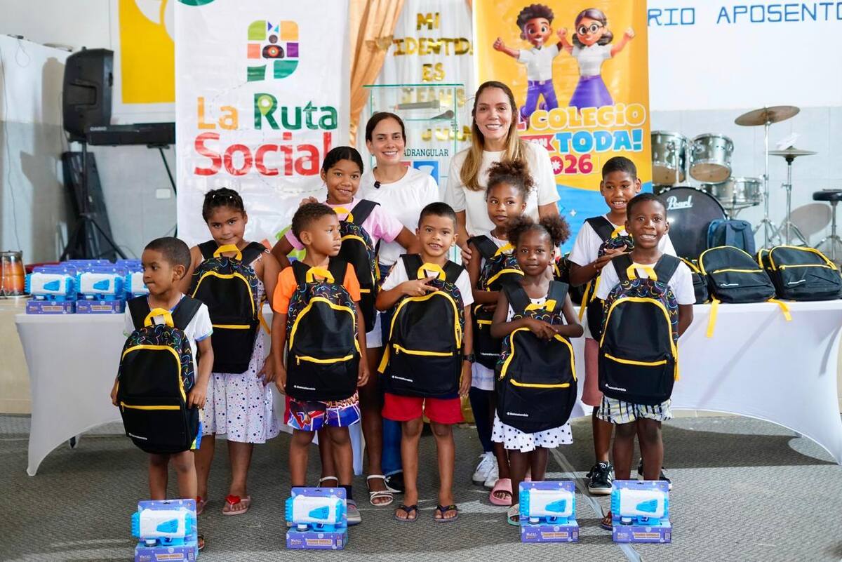 Las estrategia ‘Al Colegio Voy con Toda’ ha logrado impactar a varios niños y niñas de sectores como Punta Canoa, El Zapatero, Puerto Rey, y barrios como la Perimetral, Olaya Herrera, La María, Daniel Lemaitre y Canapote, entre otros. // Foto: Cortesía - Alcaldía de Cartagena.