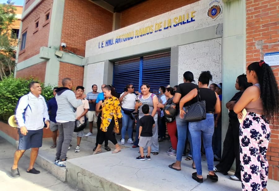 Niña de 12 años perdió dos dedos en colegio de Cartagena: su familia exige respuestas
