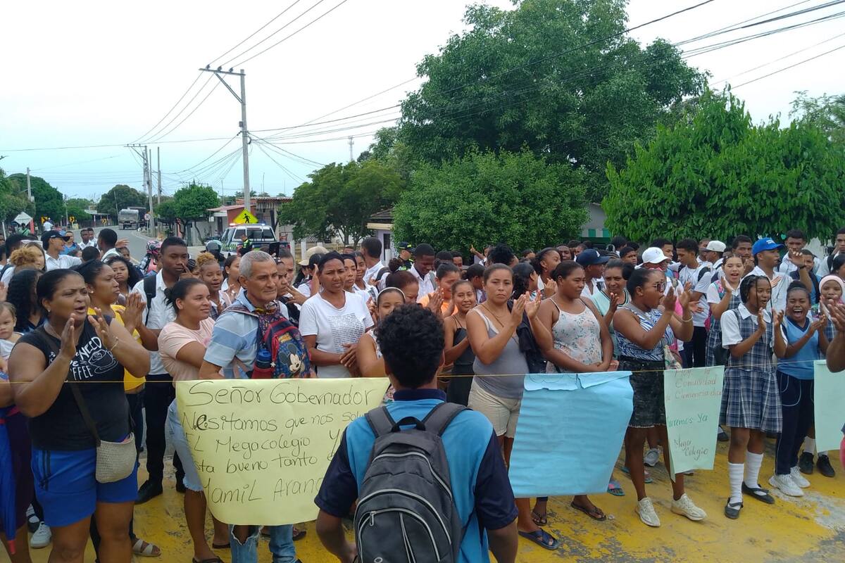 “Hablen con la verdad sin poner pañitos de agua tibia”: padres de alumnos de Clemencia