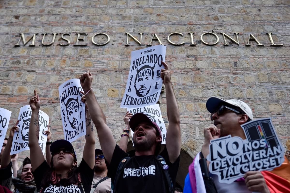 Así terminaron las protestas por retiro de obras del Museo Nacional en Bogotá