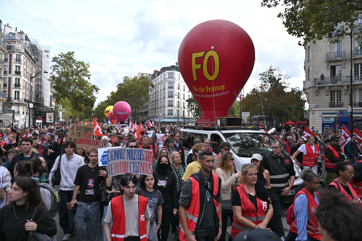 Estudiantes franceses mantienen la presión y preparan nuevas manifestaciones
