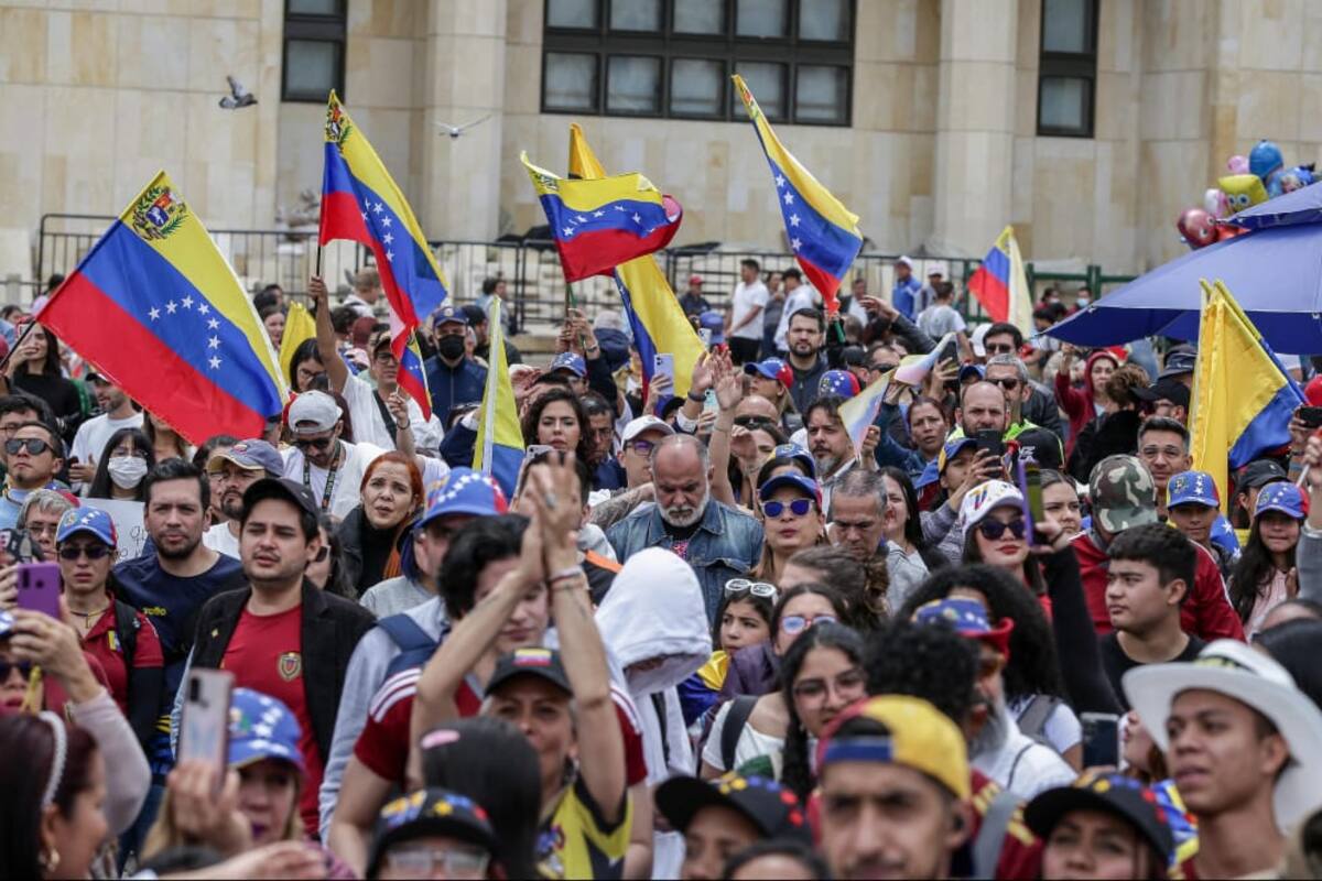 En fotos: venezolanos en Colombia protestaron contra resultados electorales