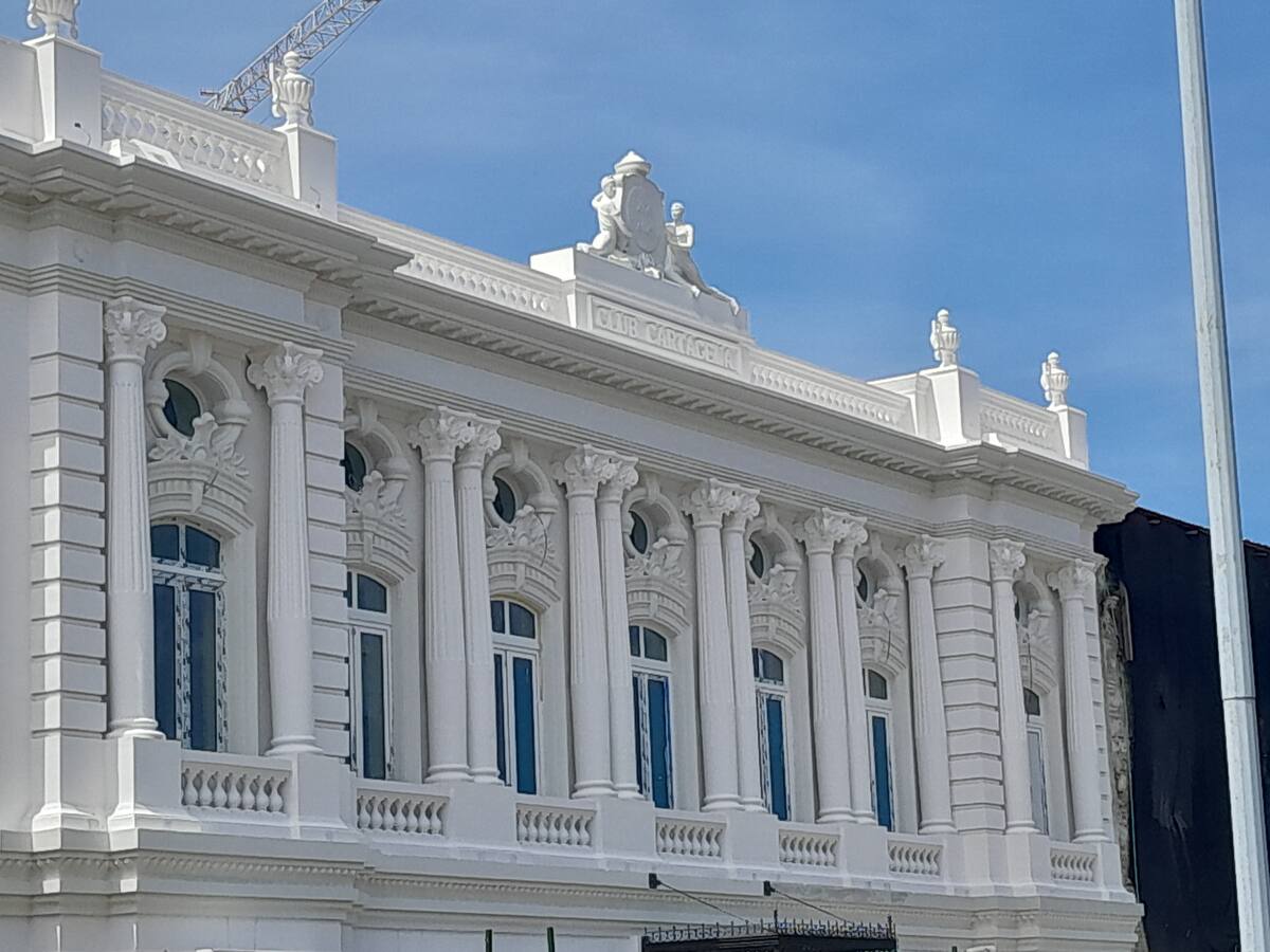 Fachada del antiguo Club Cartagena, que hoy hace parte de un proyecto hotelero en Getsemaní. HFA- EU.