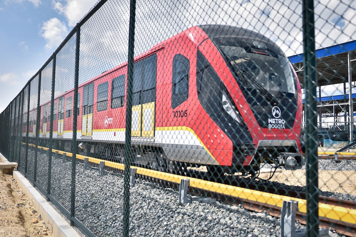 Bogotá. Diciembre 26 de 2025. Los trenes de la Línea 1 del Metro de Bogotá comenzaron sus pruebas dinámicas, etapa fundamental para verificar el funcionamiento de los sistemas ferroviarios. (Colprensa- Cristian Bayona).