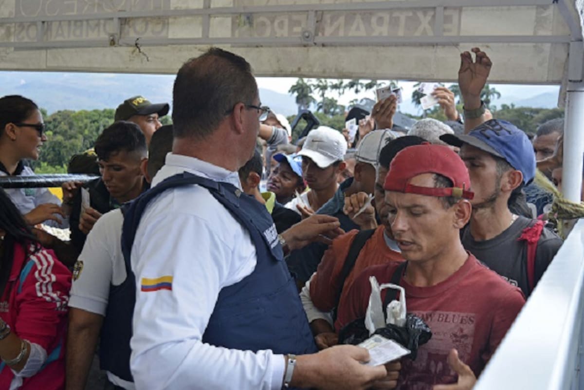 Uno de los problemas que surgen al matricular niños provenientes de Venezuela en las escuelas cartageneras, es que no cuentan con los documentos necesarios para su inscripción. Otros ingresaron ilegalmente. Edinsson Figueroa- La opinión