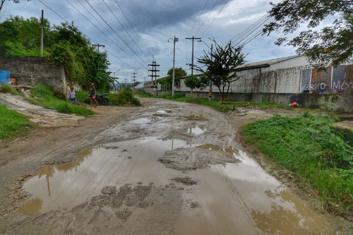 Así era como lucía uno de los tramos de la calle antes de la intervención // Cortesía: Alcaldía de Cartagena.