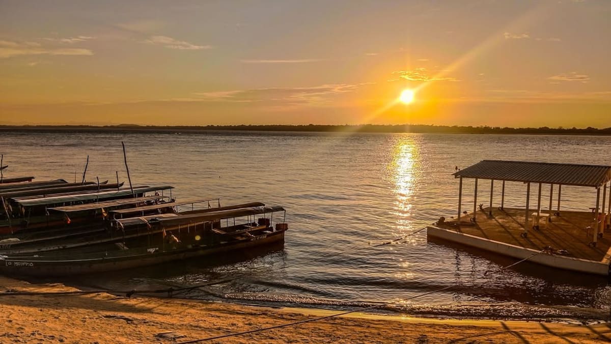 A orillas del Río Orinoco en Puerto Carreño, Vichada //@viajerosdelorinoco.