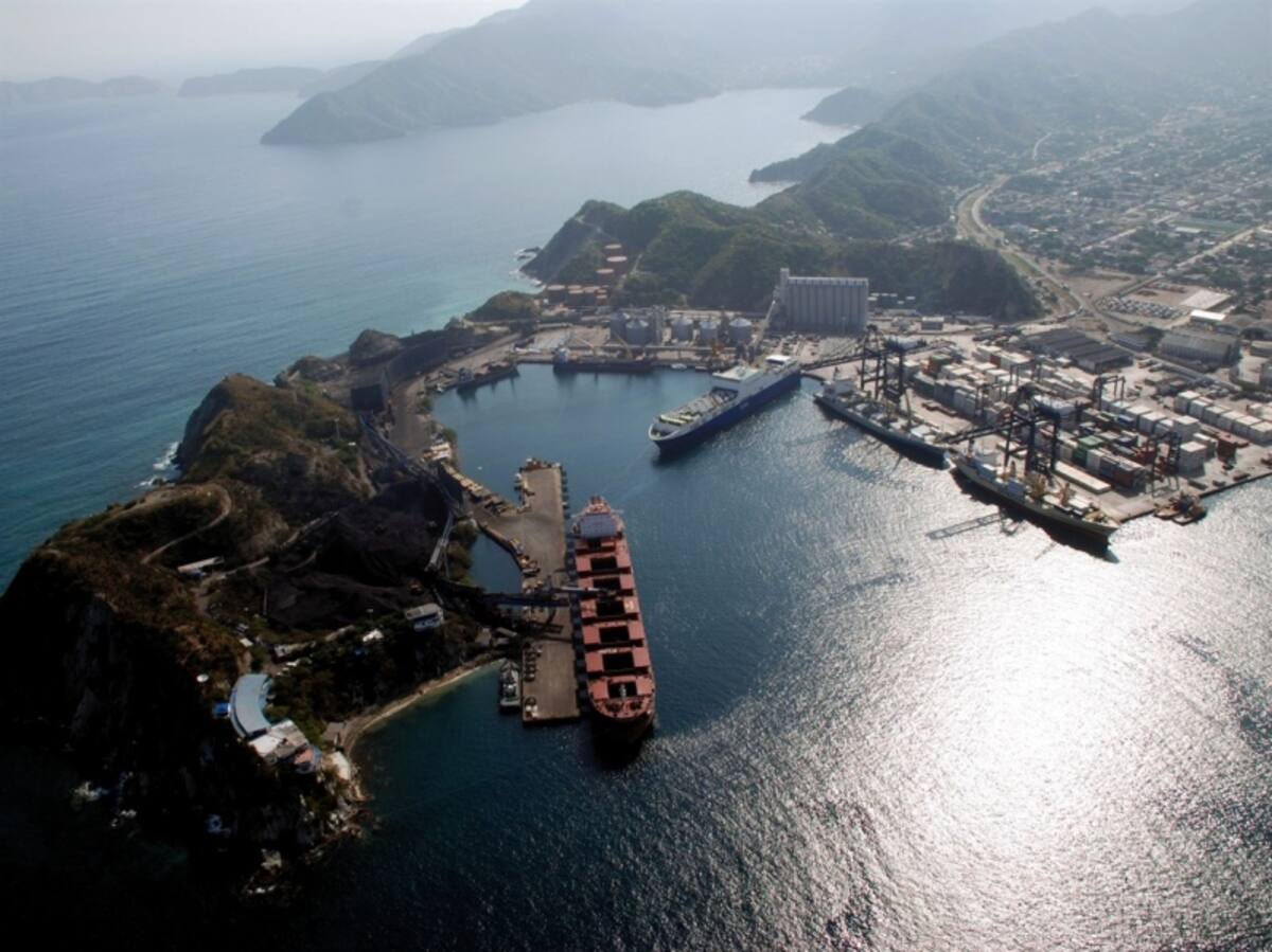 La incautación fue realizada por las autoridades en el puerto de la ciudad de Santa Marta.